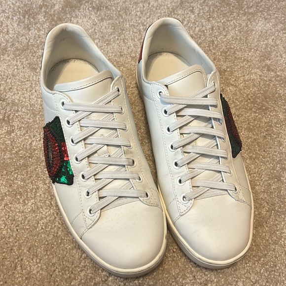 Gucci Sneakers - Picture 2 of 5